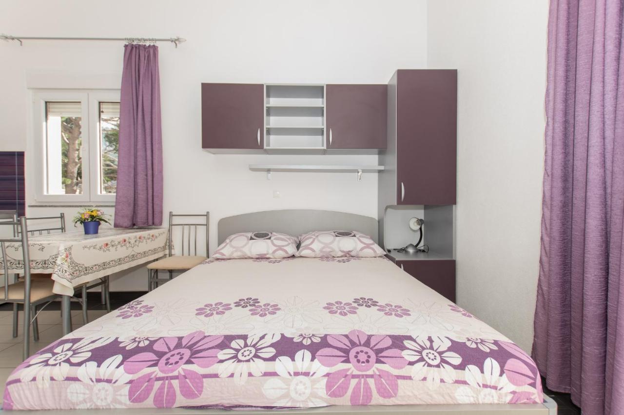 Studio Apartments Zloic In Krvavica Exterior photo