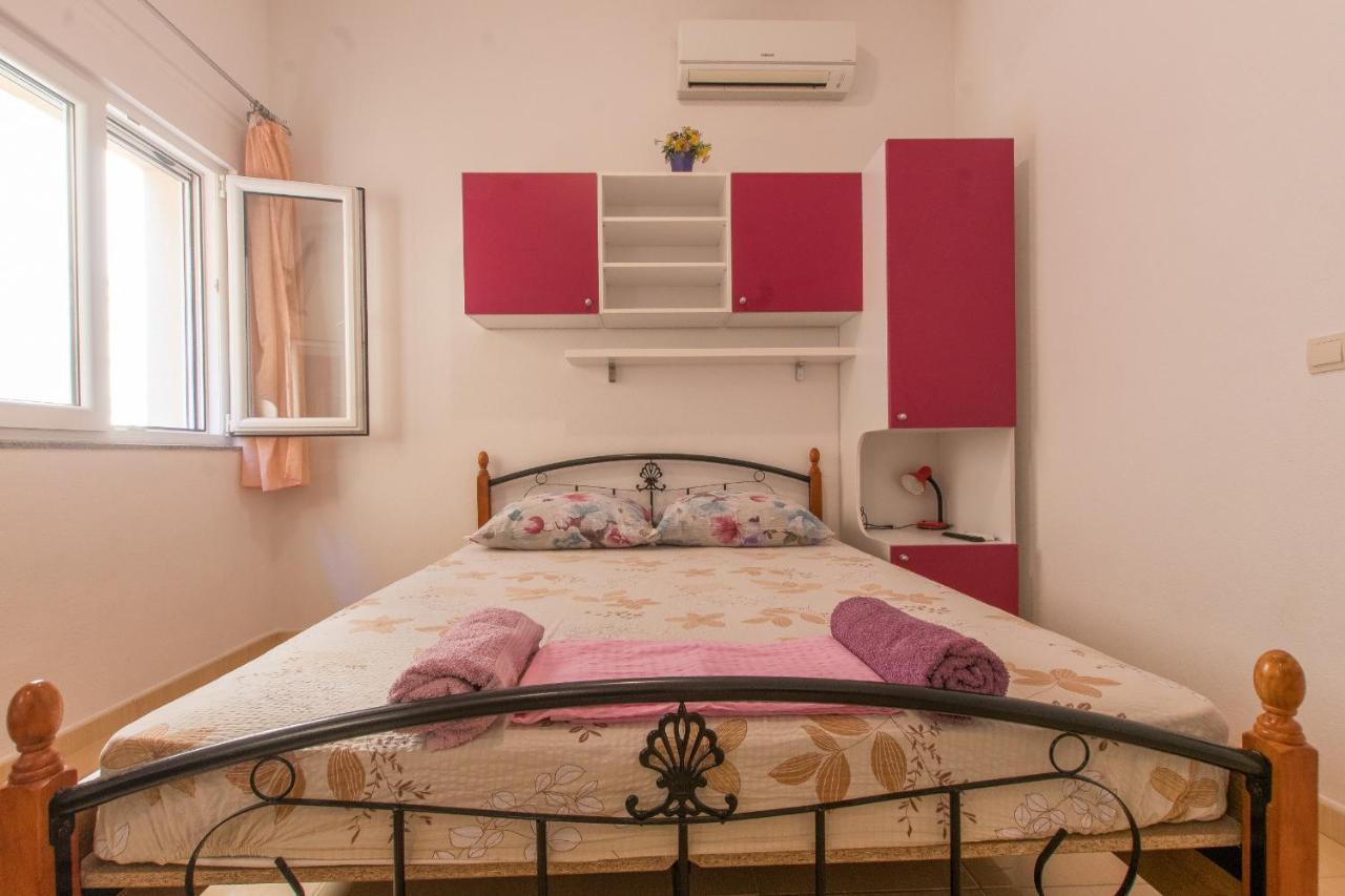 Studio Apartments Zloic In Krvavica Exterior photo